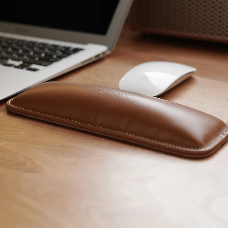 Genuine Leather Wrist Rest Top - Desk Setup Ergonomics recensie en prijs