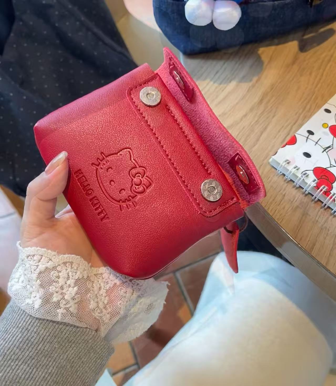 Cute Hello Kitty Red Leather C - Headphone Hook Under recensie en prijs